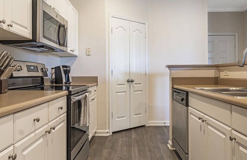 Durham Apartment | Landing at Alden Place at South Square - 2 Bedrooms in Downtown Durham