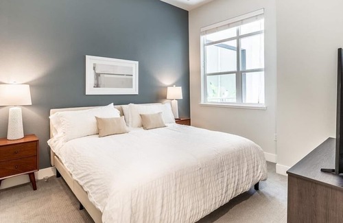 Centerville Apartment | Landing at Artist Walk - 1 Bedroom in Centerville