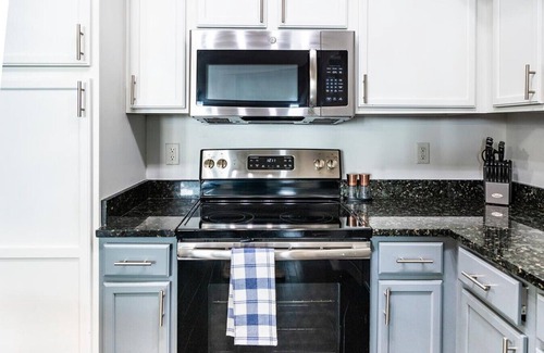 Flagler Village Apartment | Landing at Aviah - 2 Bedrooms in Central Fort Lauderdale