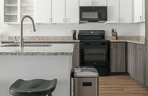 Decatur Apartment | Landing at Avondale Hills - 1 Bedroom in Avonda.