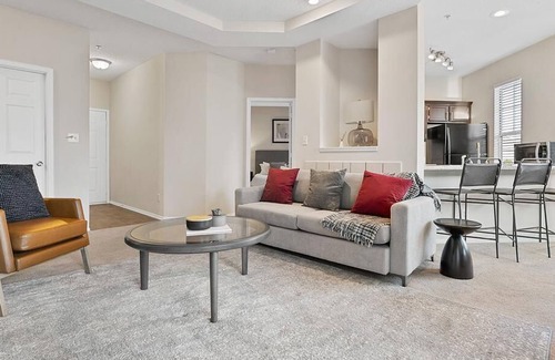 Greensboro Apartment | Landing at Brassfield Park Apartments - 2 Bedrooms in North Greensboro