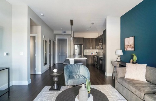 Central Business District Apartment | Landing at Canal 1535 - 1 Bedroom in Central Bu.