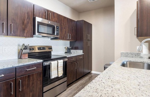 New Braunfels Apartment | Landing at Clear Springs - 1 Bedroom in New Bra.