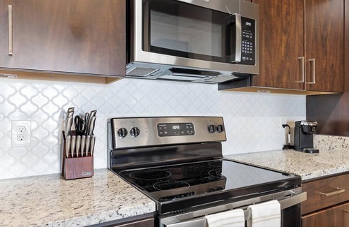New Braunfels Apartment | Landing at Clear Springs - 1 Bedroom in New Bra.