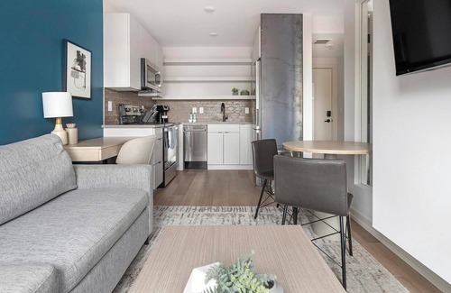 Norris Square Apartment | Landing at Copper Flats - 1 Bedroom in North Ph.