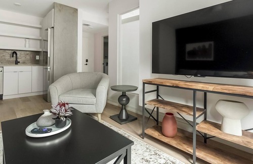 Norris Square Apartment | Landing at Copper Flats - 1 Bedroom in North Ph.