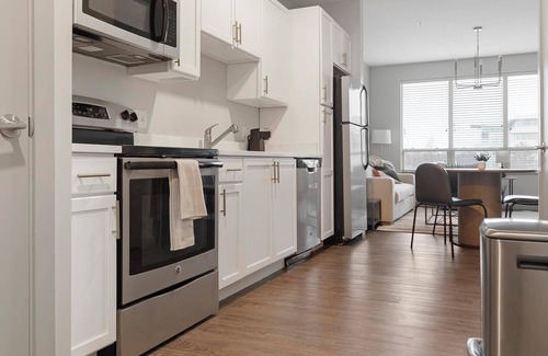 St. Louis Apartment | Landing at Cortona at Forest Park - 1 Bedroom i.