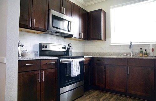 Briargate Apartment | Landing at Crowne at Briargate - 3 Bedrooms in Briargate