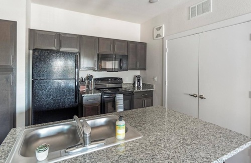 San Antonio Apartment | Landing at Esperanza - 1 Bedroom in Alamo Ranch.