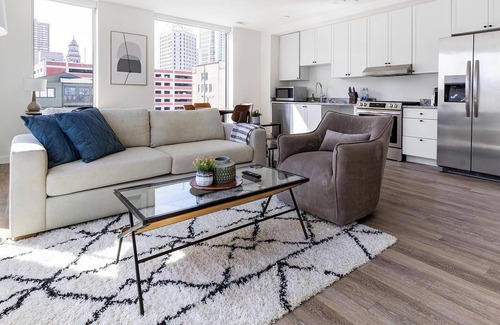 Greektown Historic District Apartment | Landing at eXchange - 2 Bedrooms in Downtown De.