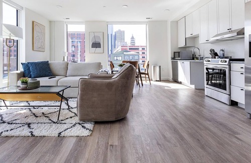 Greektown Historic District Apartment | Landing at eXchange - 2 Bedrooms in Downtown De.