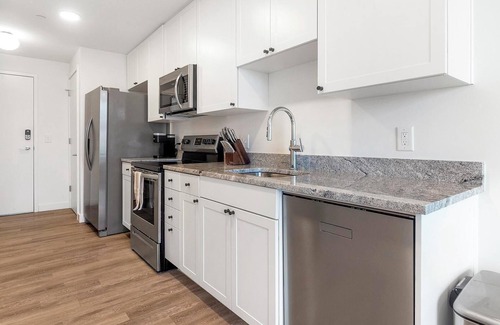 Greektown Historic District Apartment | Landing at eXchange - Studio in Downtown Detroit