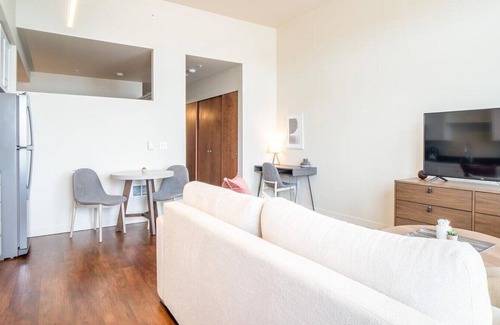 Green Lake Apartment | Landing at Green Lake Village - 1 Bedroom in Northwest Seattle