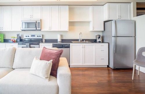Green Lake Apartment | Landing at Green Lake Village - 1 Bedroom in Northwest Seattle