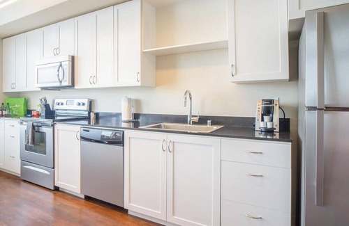 Green Lake Apartment | Landing at Green Lake Village - 1 Bedroom in Northwest Seattle