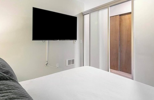 Green Lake Apartment | Landing at Green Lake Village - 1 Bedroom in Northwest Seattle