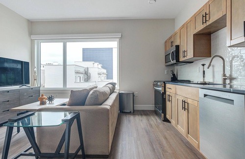 Kensington Apartment | Landing at Hagert and York - Studio in East Ken.