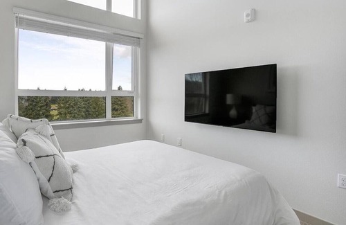 Kent Apartment | Landing at Kairos - 1 Bedroom in Downtown Kent