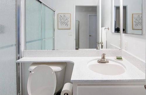 Country Club Apartment | Landing at Madera Ridge - 2 Bedrooms in Country Club