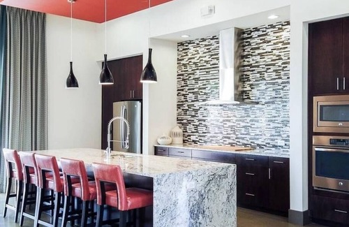 Georgetown Apartment | Landing at Madison at Westinghouse - 2 Bedrooms in Downtown Georgetown