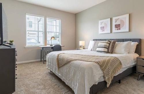 South Baton Rouge Apartment | Landing at Park Rowe Village at Perkins Rowe - 2 Bedrooms in Oak Hills Place