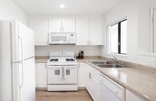 South Redlands Apartment | Landing at Parkview Terrace - 1 Bedroom in South Redlands