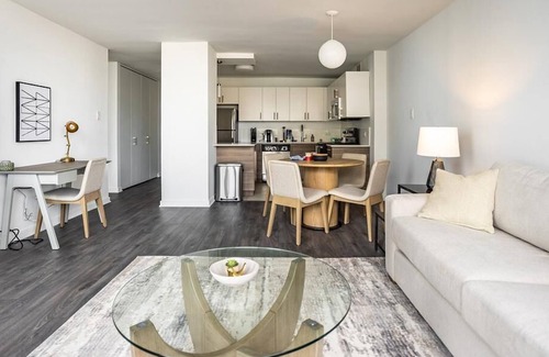 Indian Village Apartment | Landing at Regents Park - 2 Bedrooms in East Hyde Park