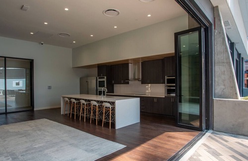 Downtown Tucson Apartment | Landing at RendezVous Urban Flats - 1 Bedroom in South Tucson