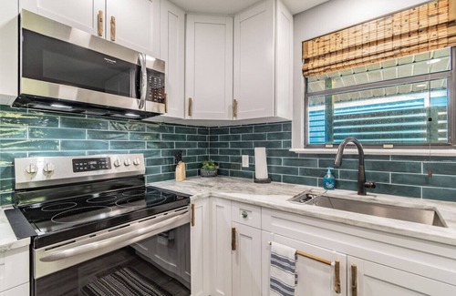 Weeki Wachee Gardens House | Landing at Richard, Weeki River -Kayaks included