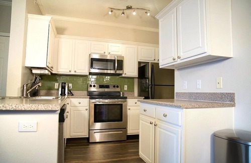 Briargate Apartment | Landing at Sagebrook Apartment Homes - 2 Bedrooms in Briargate