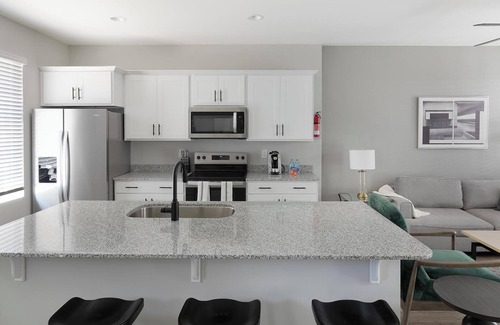 Madison Apartment | Landing at Sanctuary at Indian Creek - 2 Bedroo.