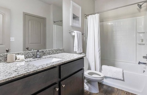 Burleson Apartment | Landing at Shannon Creek Apartments - 1 Bedroom in Downtown Burleson
