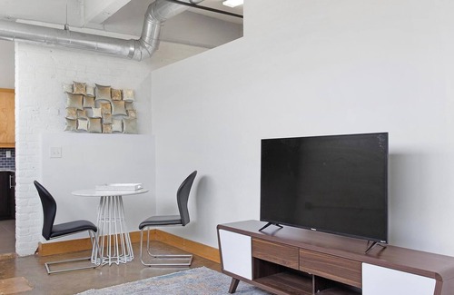 Petersburg Apartment | Landing at Star Lofts - 1 Bedroom in Petersburg