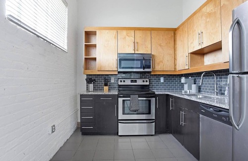 Petersburg Apartment | Landing at Star Lofts - 1 Bedroom in Petersburg