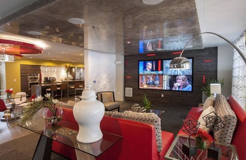 Sugar Land Apartment | Landing at Telfair Lofts - 2 Bedrooms in Downtown Sugar Land