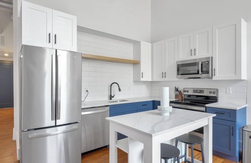Greenville Apartment | Landing at The American Spinning Mill - 1 Bedro.