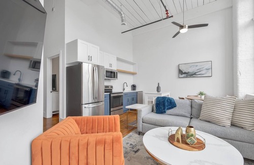Greenville Apartment | Landing at The American Spinning Mill - 2 Bedro.