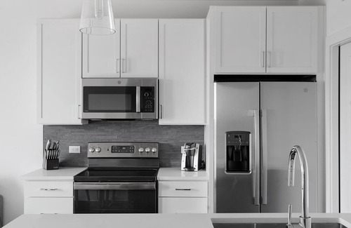 Lakeway Apartment | Landing at The Artesian at Bee Cave - 1 Bedroom.