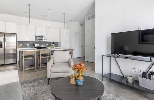 Austin Apartment | Landing at The Artesian at Bee Cave - 2 Bedroom.