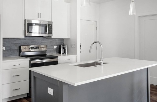 Austin Apartment | Landing at The Artesian at Bee Cave - 1 Bedroom.