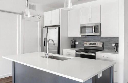 Austin Apartment | Landing at The Artesian at Bee Cave - 1 Bedroom.