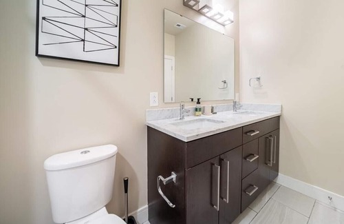 Beachwood Apartment | Landing at The Aster - 2 Bedrooms in Downtown Beachwood