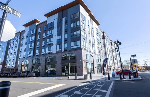 Carteret Apartment | Landing at The Botanic - 2 Bedrooms in Carteret