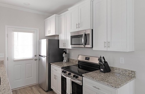 Huntsville Apartment | Landing at The Cottages at Oak Grove Dairy - 2 .
