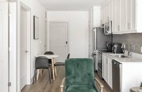 Huntsville Apartment | Landing at The Gallery - 1 Bedroom in West Hunt.
