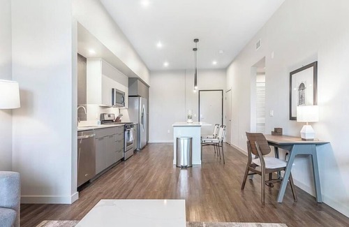 Platinum Triangle Apartment | Landing at The George - 1 Bedroom in Anaheim Resort