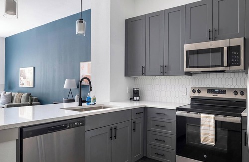 MLK Apartment | Landing at The Goodwin - 1 Bedroom in Mlk