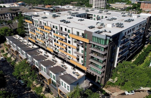 Houston Apartment | Landing at The Hayworth - 2 Bedrooms in Westside