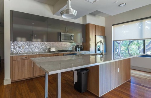 Houston Apartment | Landing at The Hayworth - 2 Bedrooms in Westside