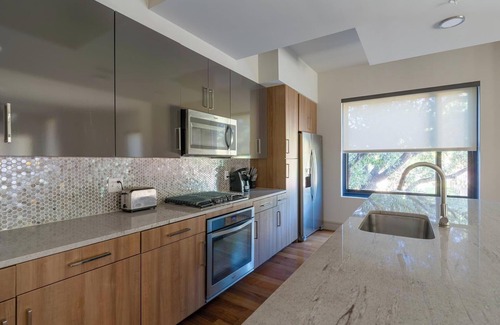 Houston Apartment | Landing at The Hayworth - 2 Bedrooms in Westside